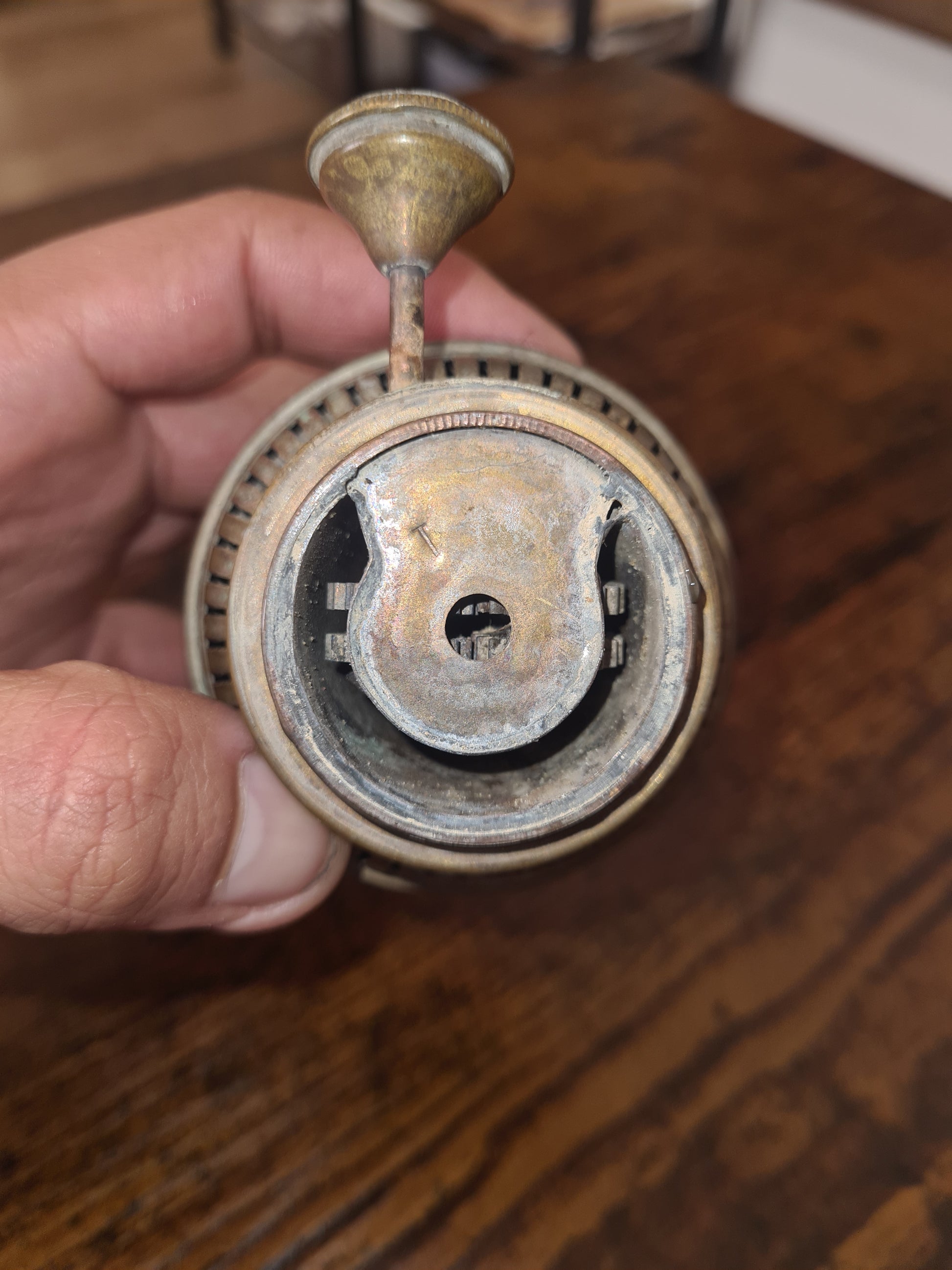 Lampe ancienne à pétrole ou à huile, en opaline et céramique