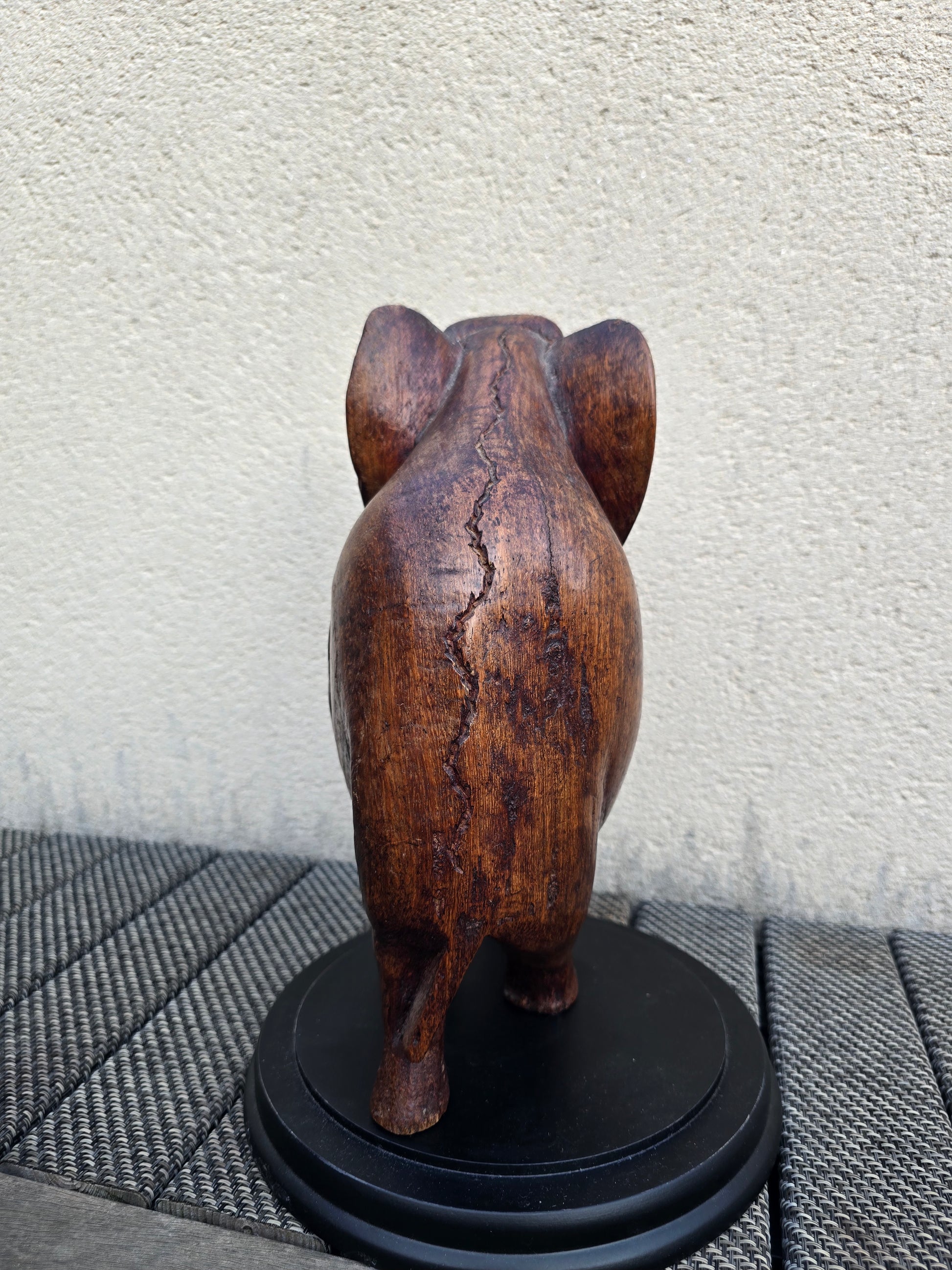 Sculpture en bois représentant un éléphant
