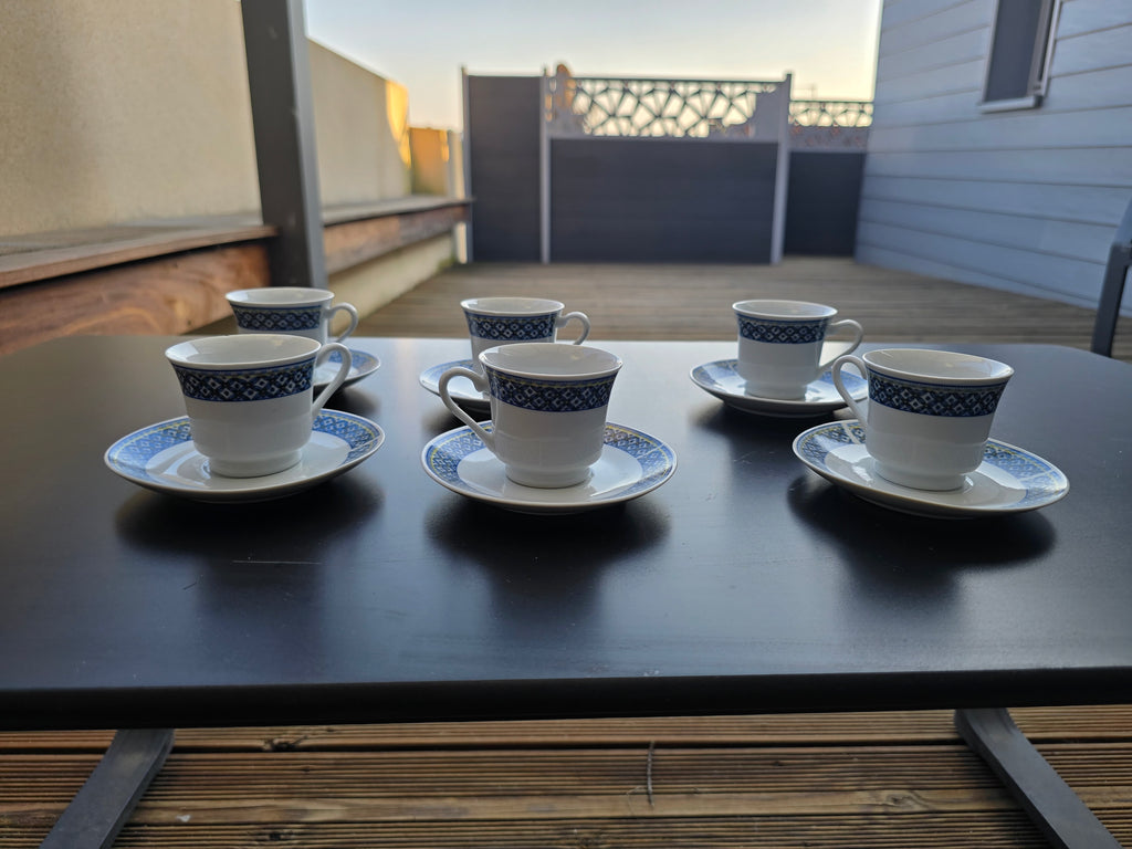 Service en fine porcelaine