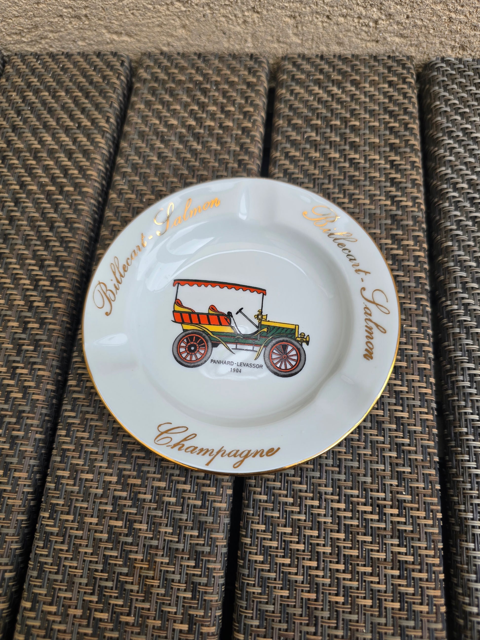 Assiettes de collection Billecart-Salmon Champagnes en porcelaine