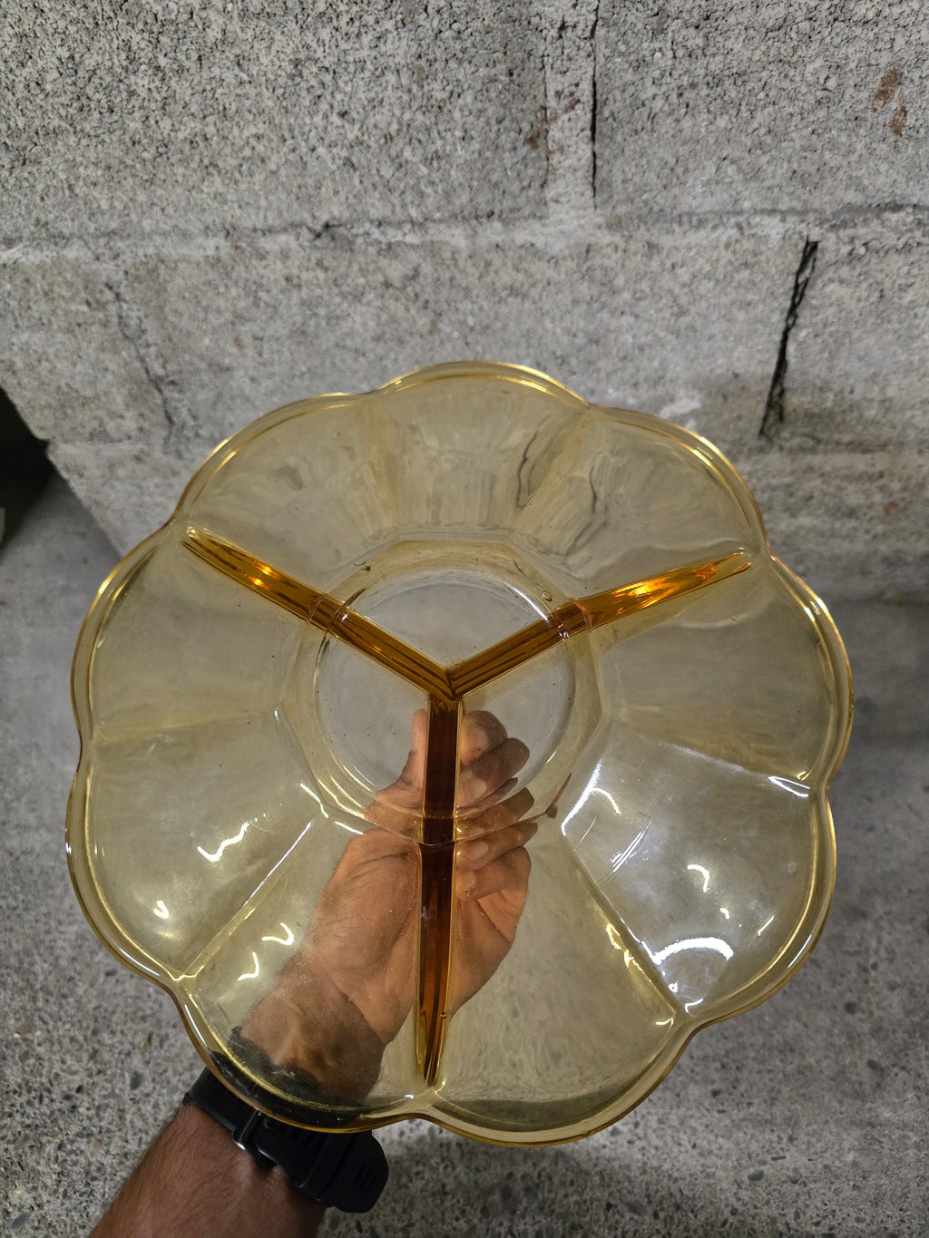 Plat décoratif en ambre
