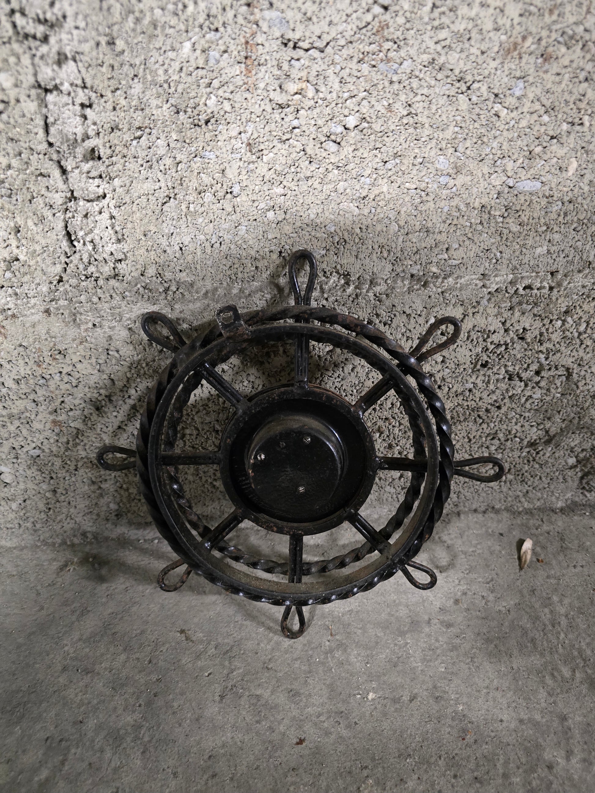 Baromètre de précision en forme de proue de bateau